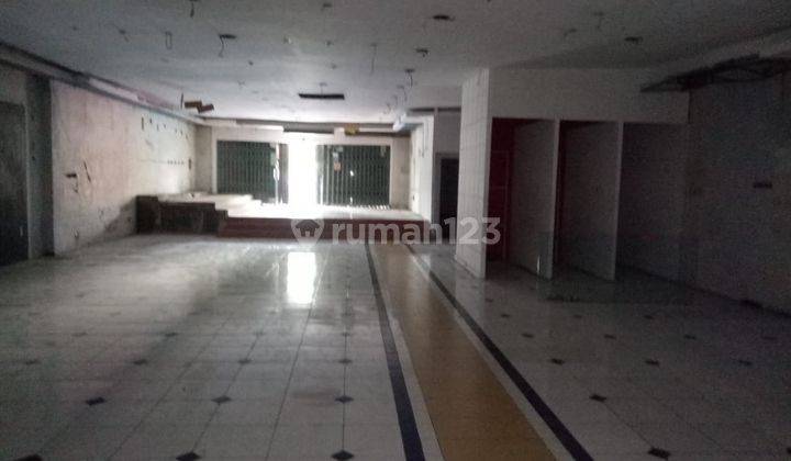 Dijual Ruang Usaha Hitung Tanah di Jl. Merdeka 1