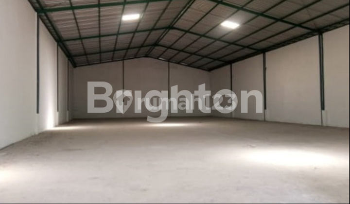 PERGUDANGAN LOKASI LINGKAR TIMUR AKSES KONTAINER 40FT