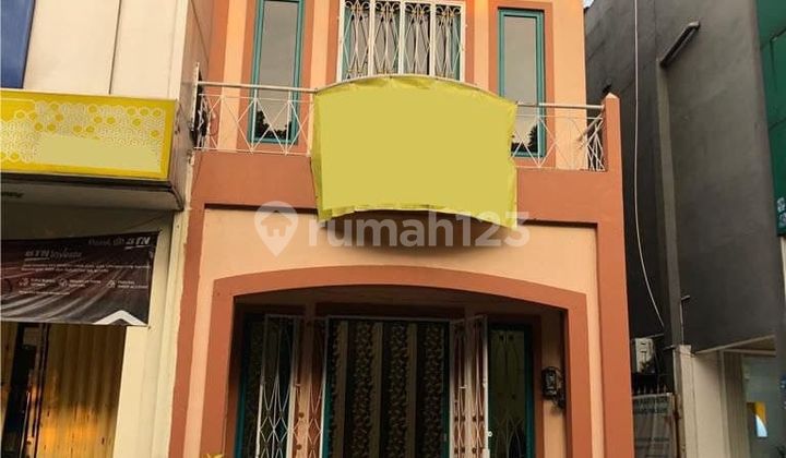 Ruko Siap Huni Di pinggir Jalan Raya di Condet Pasar Rebo Jakarta