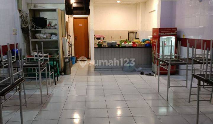 EX KANTOR DAN RESTO DI AREA KOMERSIL HAYAM WURUK 1