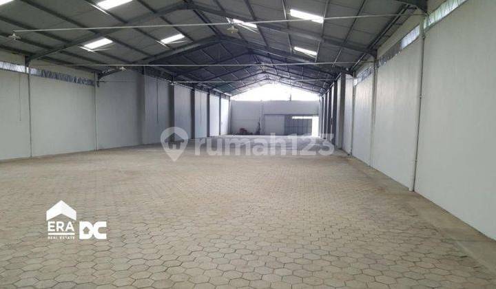 Strategic Warehouse on Kudus Jepara Kaliwungu Kudus Main Road