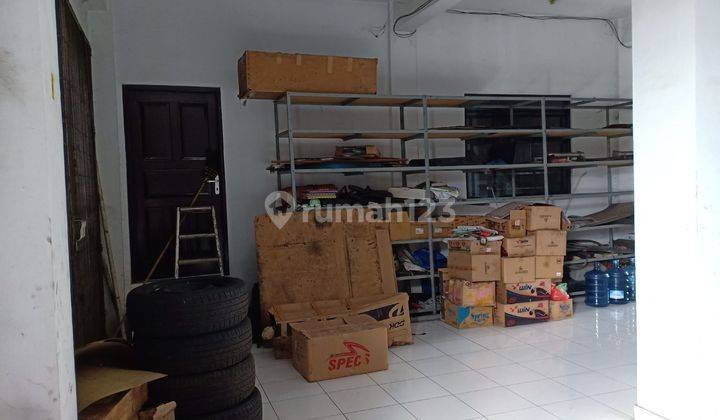 Ruko luas plus basement dan gudang di Buluh Indah 2