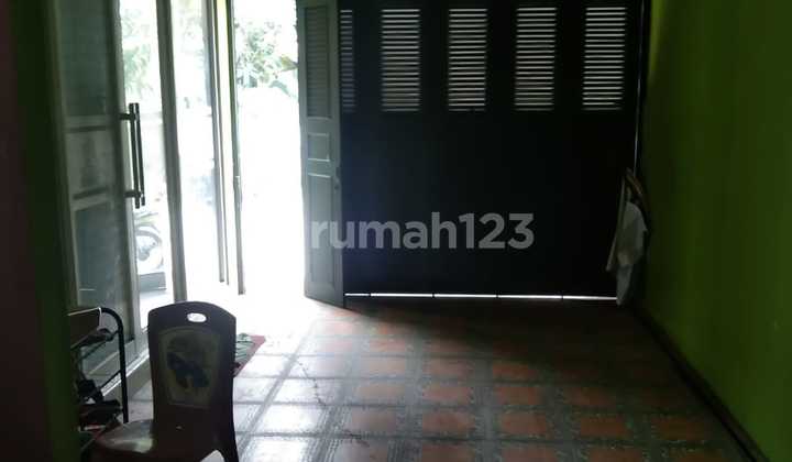House in Cirebon City, Suitable for Business, Wide Road Access. 2