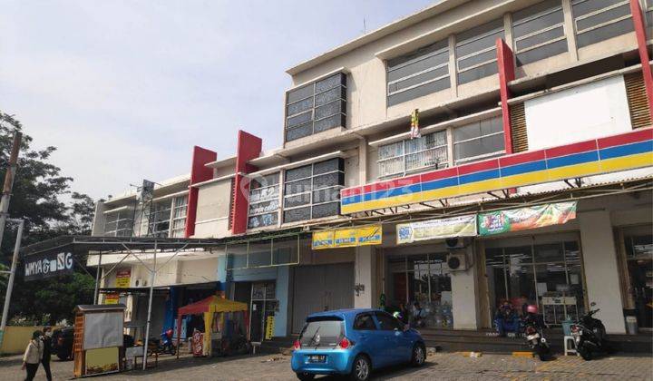 Ruko 3 lantai Jl Grafika Raya, Banyumanik, Lokasi padat penduduk 2