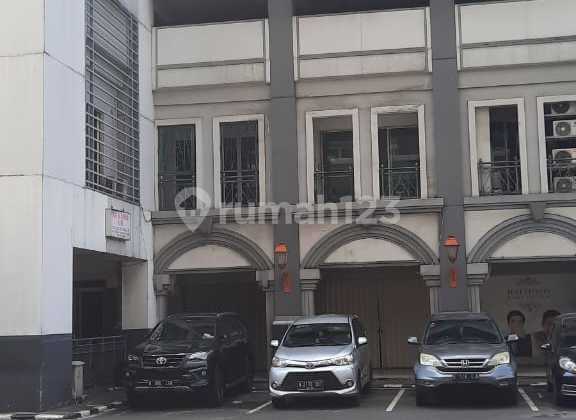 Ruko 2 Lantai Strategis di French Walk Moi S5656 Ruko 2 Lantai Strategis di French Walk Moi S5656