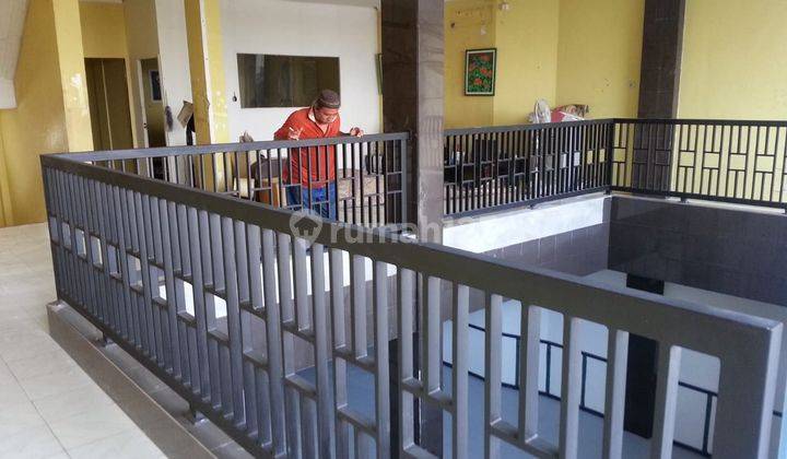 Gedung Ruang Usaha beserta Rumah tinggal Jl. Raya Jatimekar 2