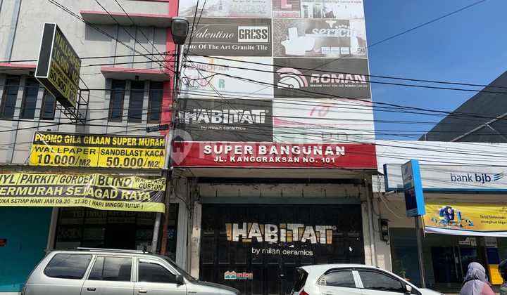 Ruko Area Perdagangan Ramai Pembeli Ruko Area Perdagangan Ramai Pembeli