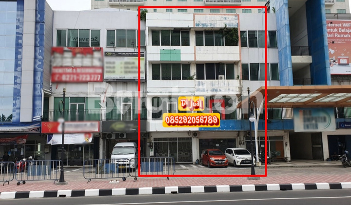 CENTER POINT SHOPHOUSE!!!