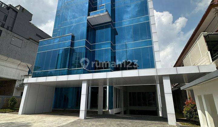 Gedung Baru Siap Pakai Daerah Strategis di Menteng Jakarta Pusat 2