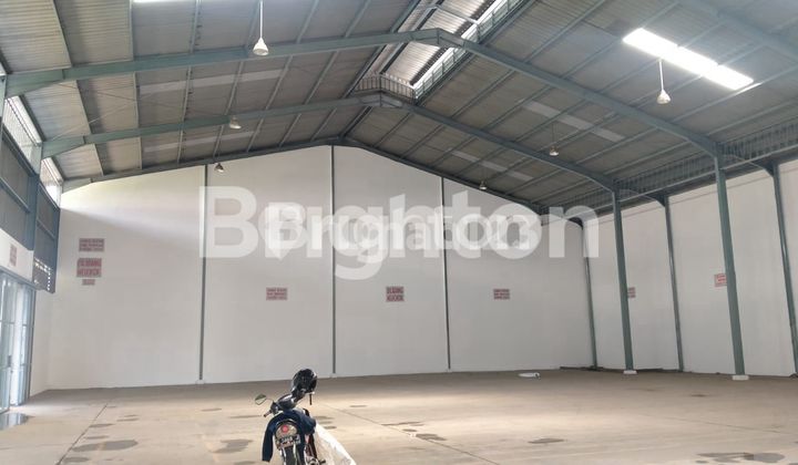 READY-TO-USE WIDE WAREHOUSE BLIMBING MALANG