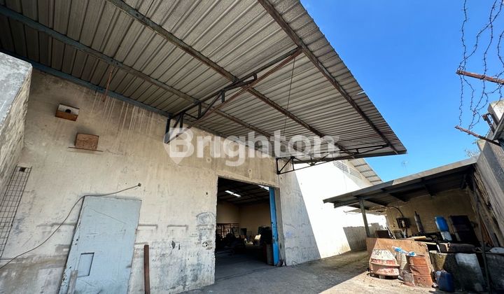 GUDANG SIAP PAKAI??? AKSES TRONTON DAN WINGBOX!! EX MEBEL EKSPORT KE EROPA!!! KONDISI TERAWAT DAN STRATEGIS!!!!