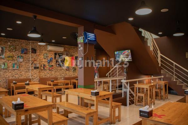 Ruko Gandeng Lokasi Strategis Dekat Mall