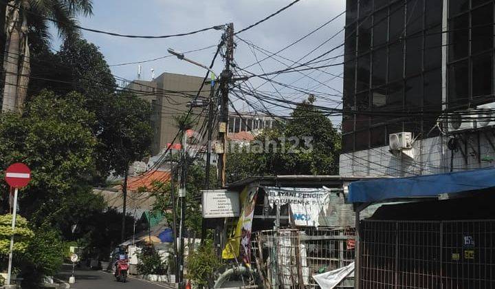 Ruko jalur hidup, 4. 1/2 Lantai, Strategis, bebas banjir, berdekatan Pusat Bisnis Jl. Gajahmada nv 2