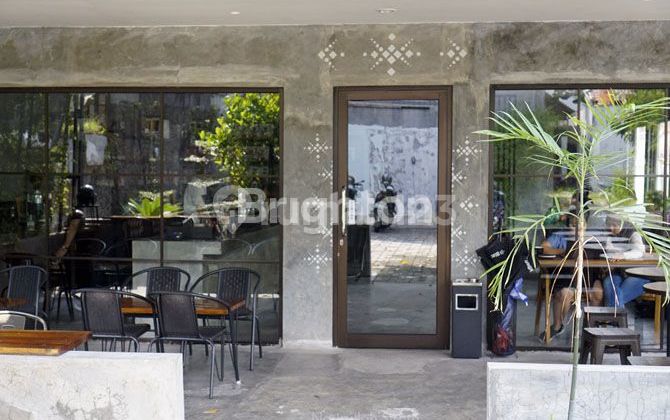 RUMAH + CAFE + BEAUTY SALOON LUAS 1.600M2 SOROPADAN, GEJAYAN, YOGYAKARTA