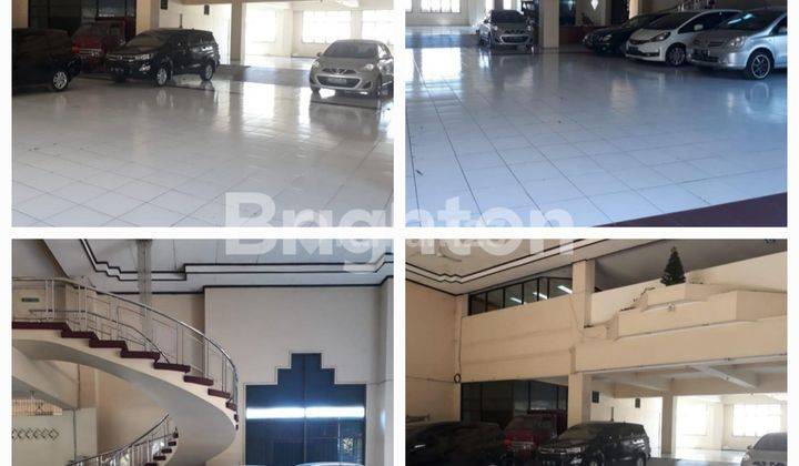 GEDUNG EX SHOWROOM MOBIL DI DAERAH JEBRES SOLO 2