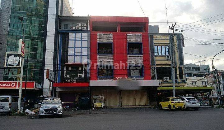 Wisma ruko di dekat pantai losari kota makassar 1