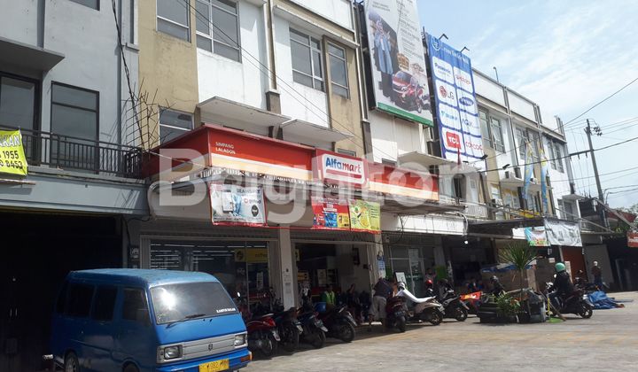 RUKO HOOK 3.5 LANTAI DI PERTIGAAN BUBULAK LALADON RUKO HOOK 3.5 LANTAI DI PERTIGAAN BUBULAK LALADON