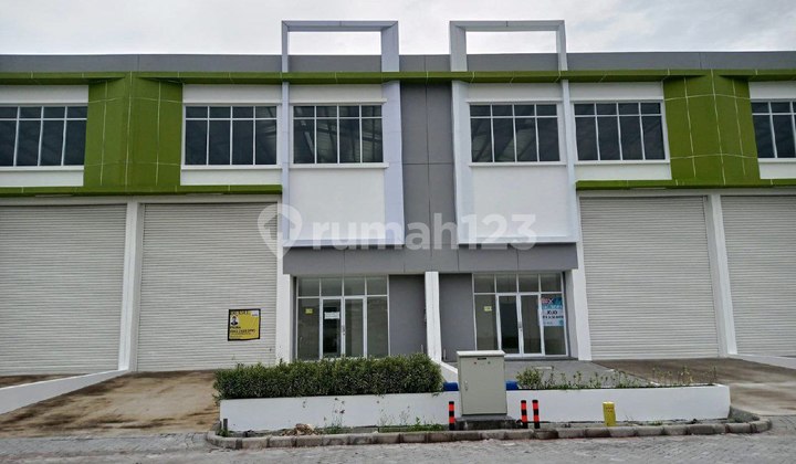 New ELP warehouse. Spacious and airy area in Jiipe, Manyar Gresik. New ELP warehouse. Spacious and airy area in Jiipe, Manyar Gresik.