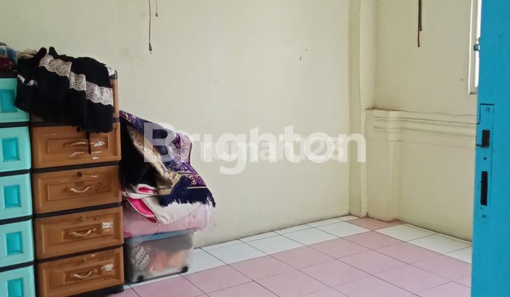 RUKO BESERTA ISINYA TOKO DI DEPOK 2