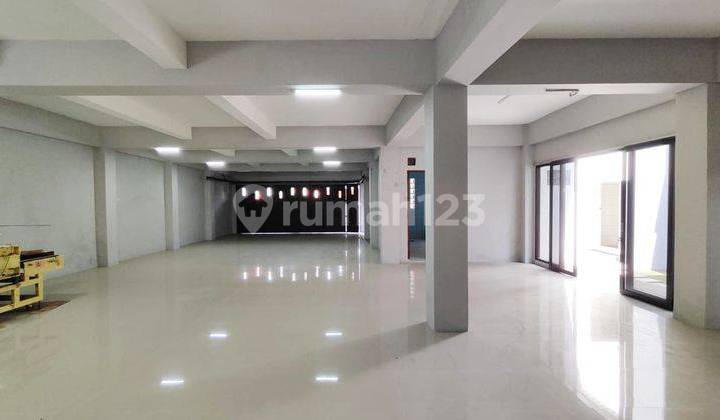 Very Attractive Sale Price Newly Renovated House Shop Warehouse Office 4 in 1 in Babakan Ciparay Very Attractive Sale Price Newly Renovated House Shop Warehouse Office 4 in 1 in Babakan Ciparay
