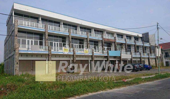 2 Unit Ruko 3 Lantai di Dekat Arifin Ahmad, Marpoyan Damai Pekanbaru.. 1