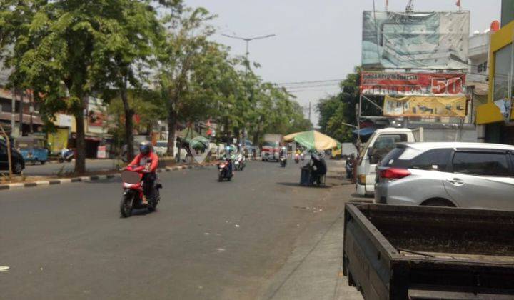 Gedung Pinggir Jalan dibawah NJOP Di Daerah Taman Sari, Jakarta Barat 2