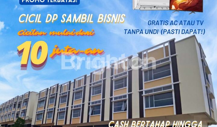 dekat sekolah dekat Pasar