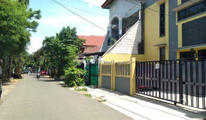 Rumah kost exclusive 13 kamar di Duren Sawit,Jakarta Timur 2