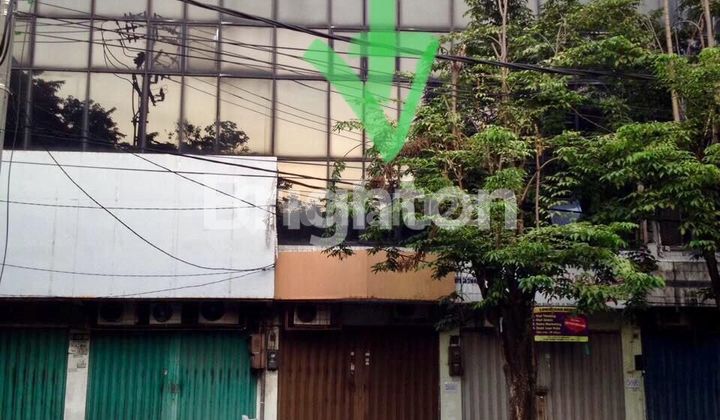 RUKO 4.5 LANTAI SEMUT MEGAH HADAP PASAR ATUM 1