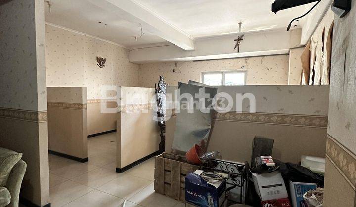 KANTOR KOMERSIAL AREA 3 LT DI JL RAYA KERTAJAYA SURABAYA LOKASI STRATEGIS 2