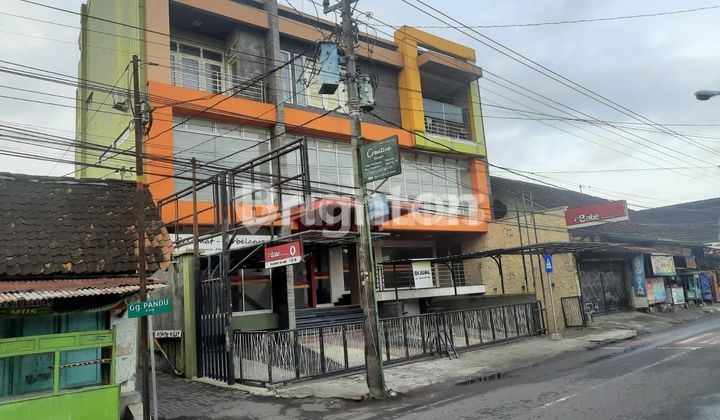 RUKO BUESSSAR 4,5 LANTAI DI KOTAGEDE, YOGYAKARTA