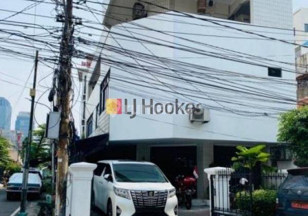 Bangunan Kantor 3 Lantai di Kwitang Jakarta Pusat ( LT. 250540 )