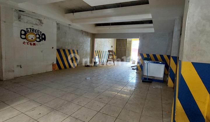 Commercial Space for Rent in Downtown Cimahi 2