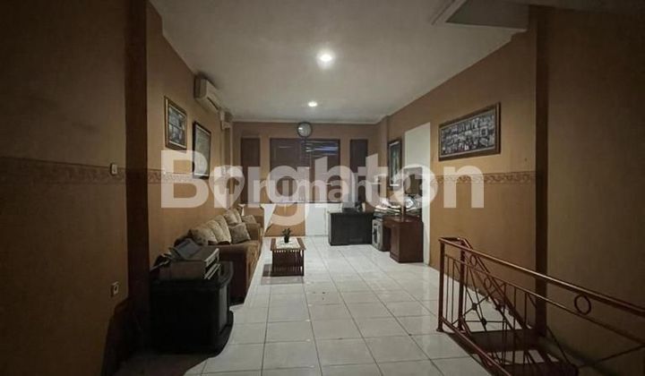 STRATEGIC 3-STORY SHOPHOUSE ON MARGONDA RAYA STRATEGIC 3-STORY SHOPHOUSE ON MARGONDA RAYA