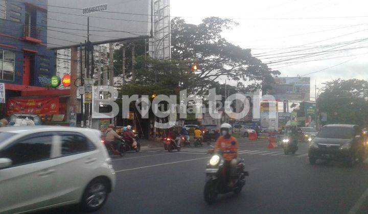 RUKO 4 LANTAI DI DEPAN KAMPUS UNIVERSITAS BRAWIJAYA MALANG 2