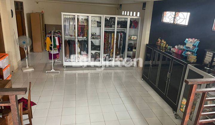 Ruko 2 lantai, dengan lokasi dekat pusat bisnis 2