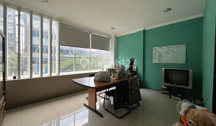 Ruko Di Bumi Kopo Kencana, Bandung Bagus Sekali 4 Lantai Full Furnished 1