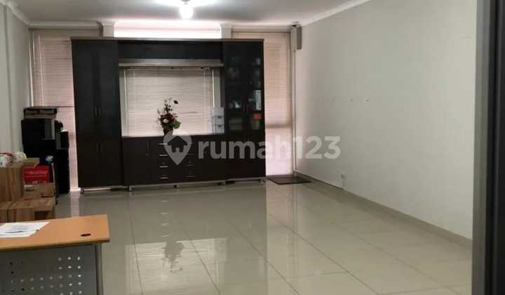 Ruko 3 Lantai di Holis Regency Ruko 3 Lantai di Holis Regency