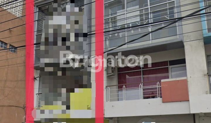 READY-TO-USE SHOPHOUSE, DOWNTOWN SOLO!! SUITABLE FOR ANY BUSINESS!! PARKING AREA NEAR MANAHAN SOLO