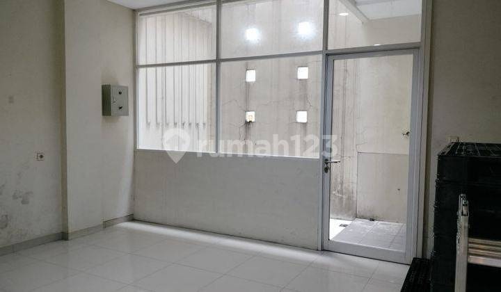 Ruko Strategis 3 Lantai di Sumber Sari Dekat Tol Pasirkoja Ruko Strategis 3 Lantai di Sumber Sari Dekat Tol Pasirkoja