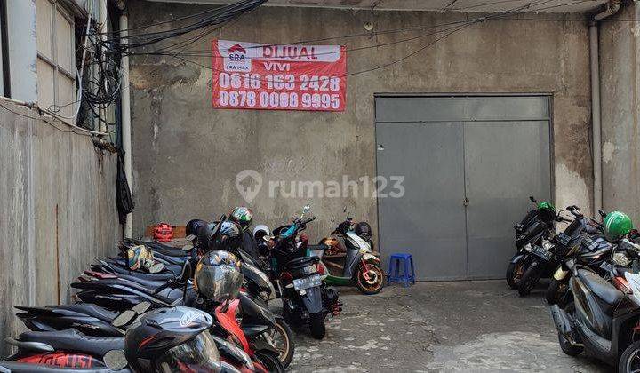 Rumah Lama 1000m Ada Basement,gudang di Wahid Hasyim,tanah Abang  2