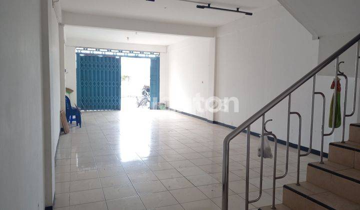 RUKO TULUNGAGUNG UNTUK FINANCE / KURSUS 3 LANTAI FULL BANGUNAN 2