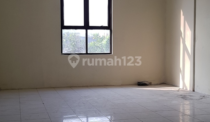 CEPAT 2 Ruko  gandeng di  jln  Percetakan Negara berikut kos2an di lantai atas ,  Jakarta Pusat 2