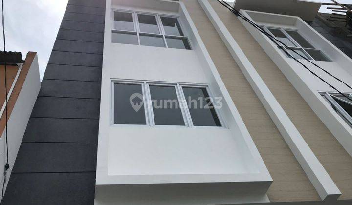 Ruko Lux 3 Lantai Di Taman Kopo Indah Pusat Area Komersial 1