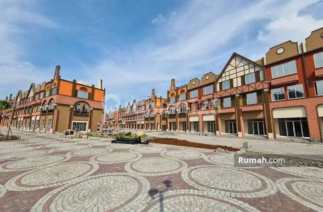 Ruko Pik2 La Riviera size 4.5x12, Double Front, Lake View, Amsterdam Type