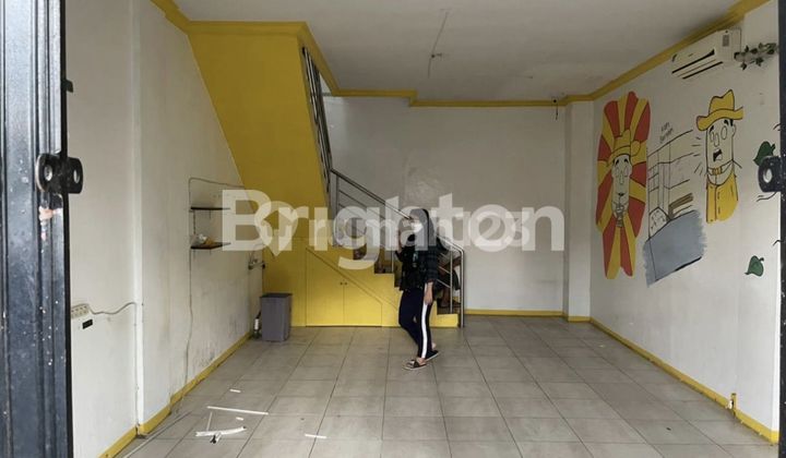 RUKO SIAP PAKAI! TENGAH KOTA LOKASI ISTIMEWA! ROW JALAN 3 MOBIL PAPASAN!! RUKO SIAP PAKAI! TENGAH KOTA LOKASI ISTIMEWA! ROW JALAN 3 MOBIL PAPASAN!!