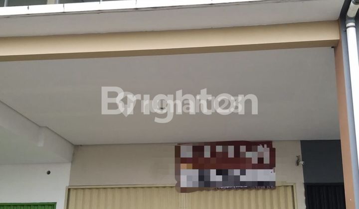 READY-TO-USE SHOPHOUSE!! EXCELLENT AND STRATEGIC LOCATION!!! JUST 2 MINUTES TO SOLO AIRPORT!! 5-CAR WIDE ROAD FRONTAGE!! SPACIOUS PARKING AREA!!