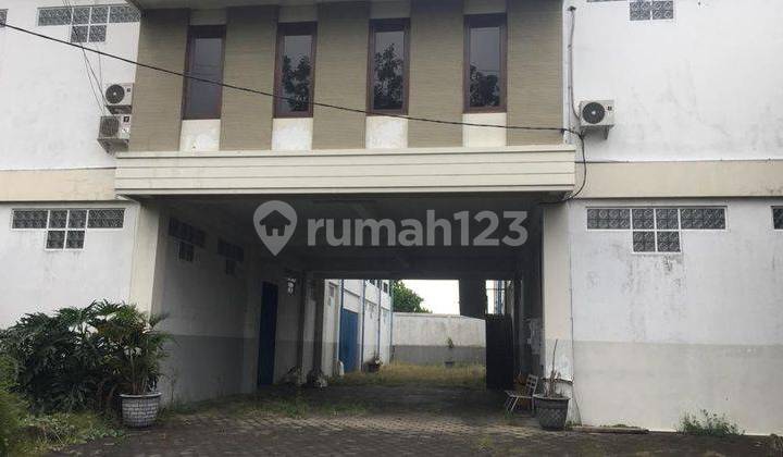 Gudang 2 lt di Prigen Pasuruan  1