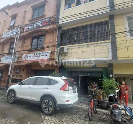 ruko 3 ½ lantai di Mall Ciplaz Klender Durensawit Jakarta Timur 1