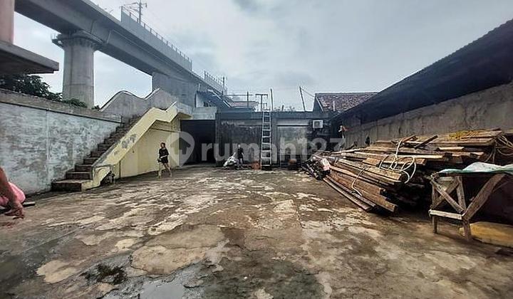 For Sale Warehouse and Workshop in Kampung Buaran, Land Area 1300m2, Suitable for Boarding House Business, Housing, or Logistics Warehouse in Grandwisata Area, Bekasi. For Sale Warehouse and Workshop in Kampung Buaran, Land Area 1300m2, Suitable for Boarding House Business, Housing, or Logistics Warehouse in Grandwisata Area, Bekasi.